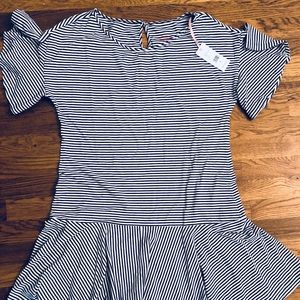 New Vineyard Vines Stripe Flutter Dress - Small